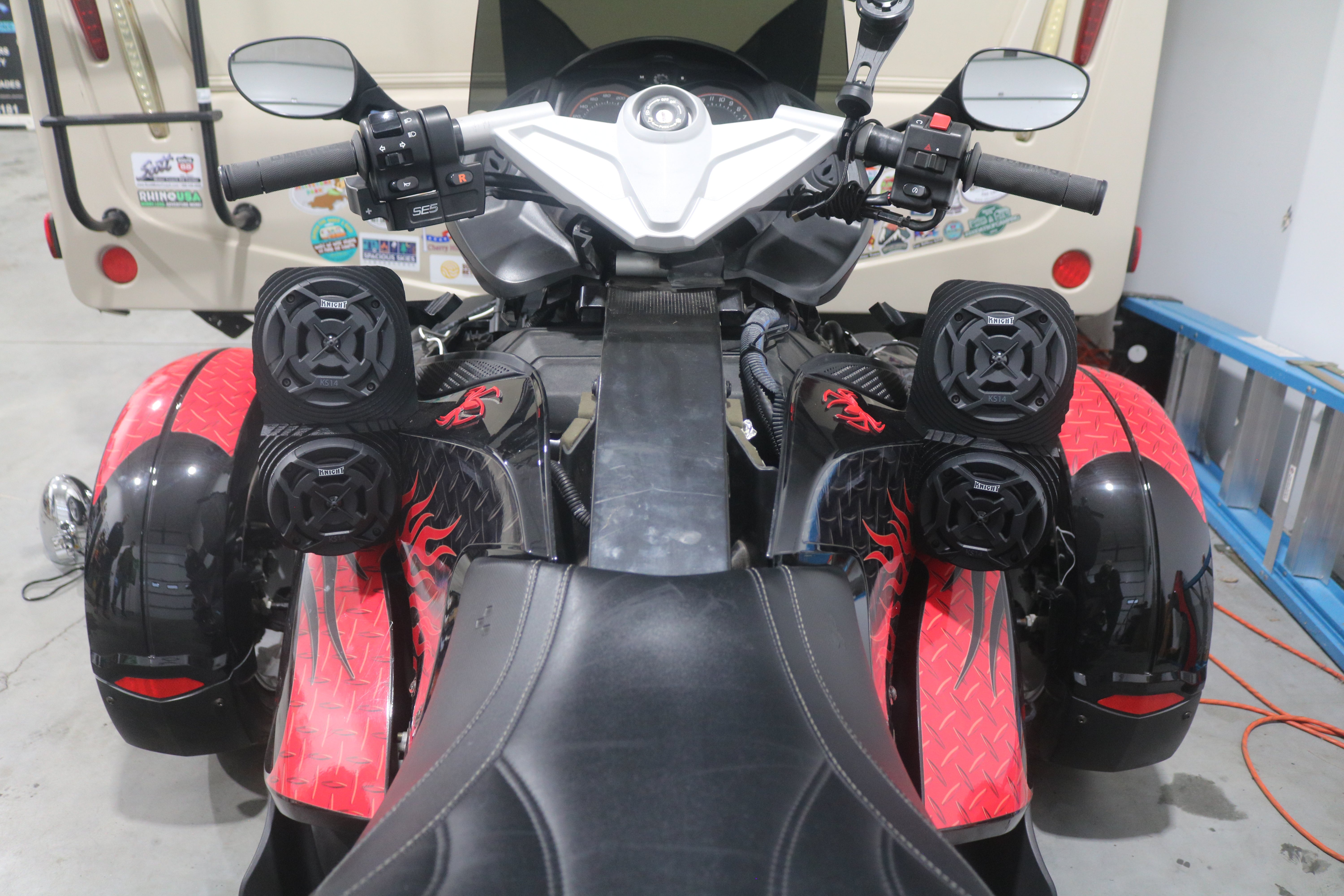 2012 Can Am Spyder Dual 4 inch Speaker Side Pods