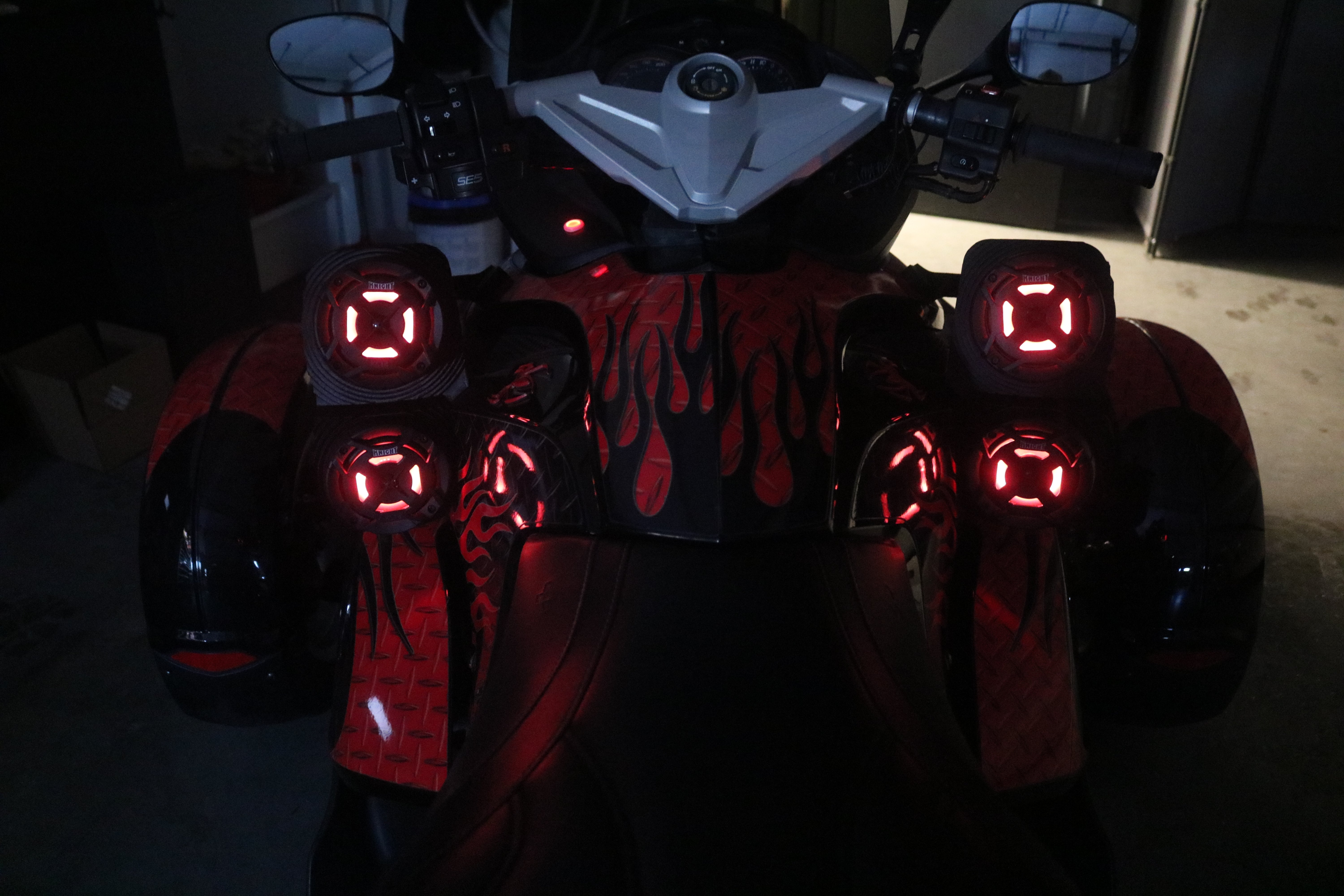 2012 Can Am Spyder Dual 4 inch Speaker Side Pods